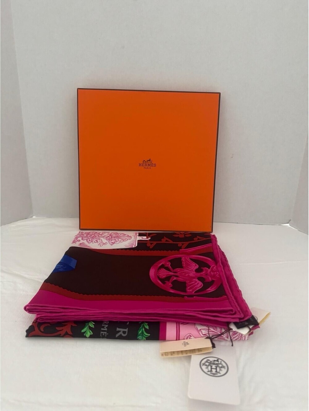 Hermès “Étriers Remix” Carré 90 Silk Scarf